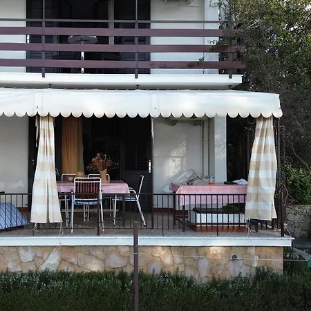 Mladinic Apartment *